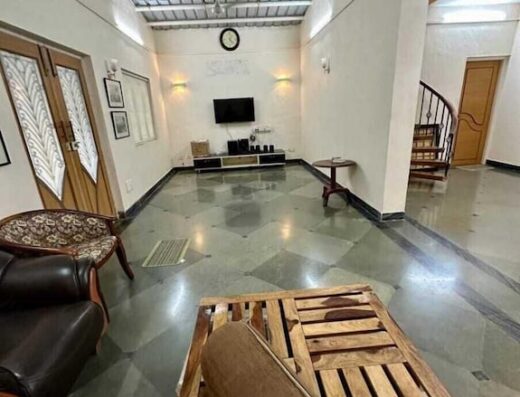 Beach House Shahab Bungalow