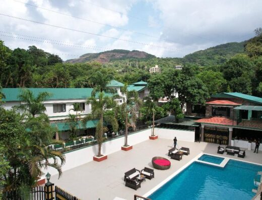 Velvet County Resort