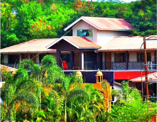 Shrubbery Palms Resort