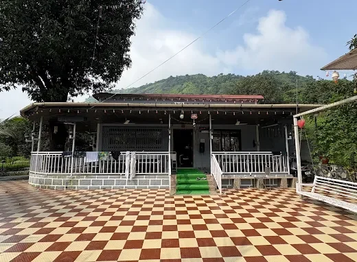 Hill View Farm