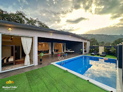 Weekend Fables Villa