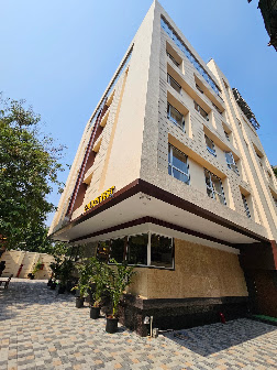 Hotel Golden Nest