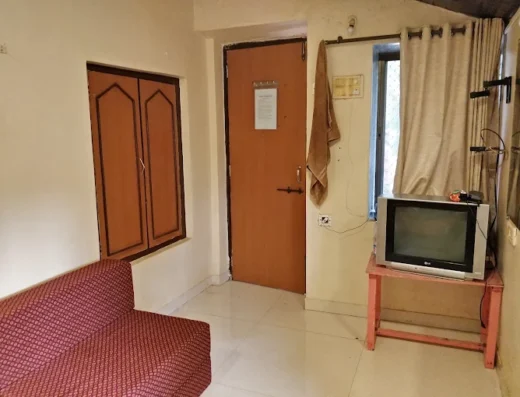 Gujarat Bhavan Hotel