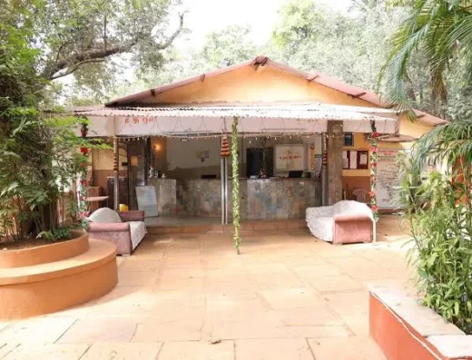 Gujarat Bhavan Hotel