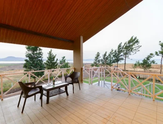 Lake View Holiday Villa