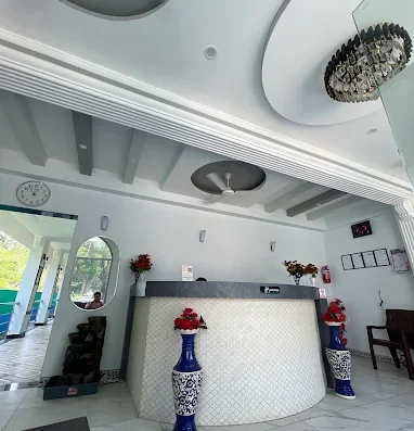 Dolphin Bay Resort