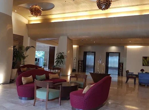 The Retreat Hotel and Convention Centre